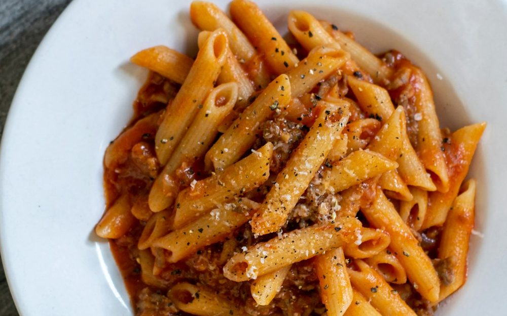 Fake online reviews affecting a restaurant's star rating